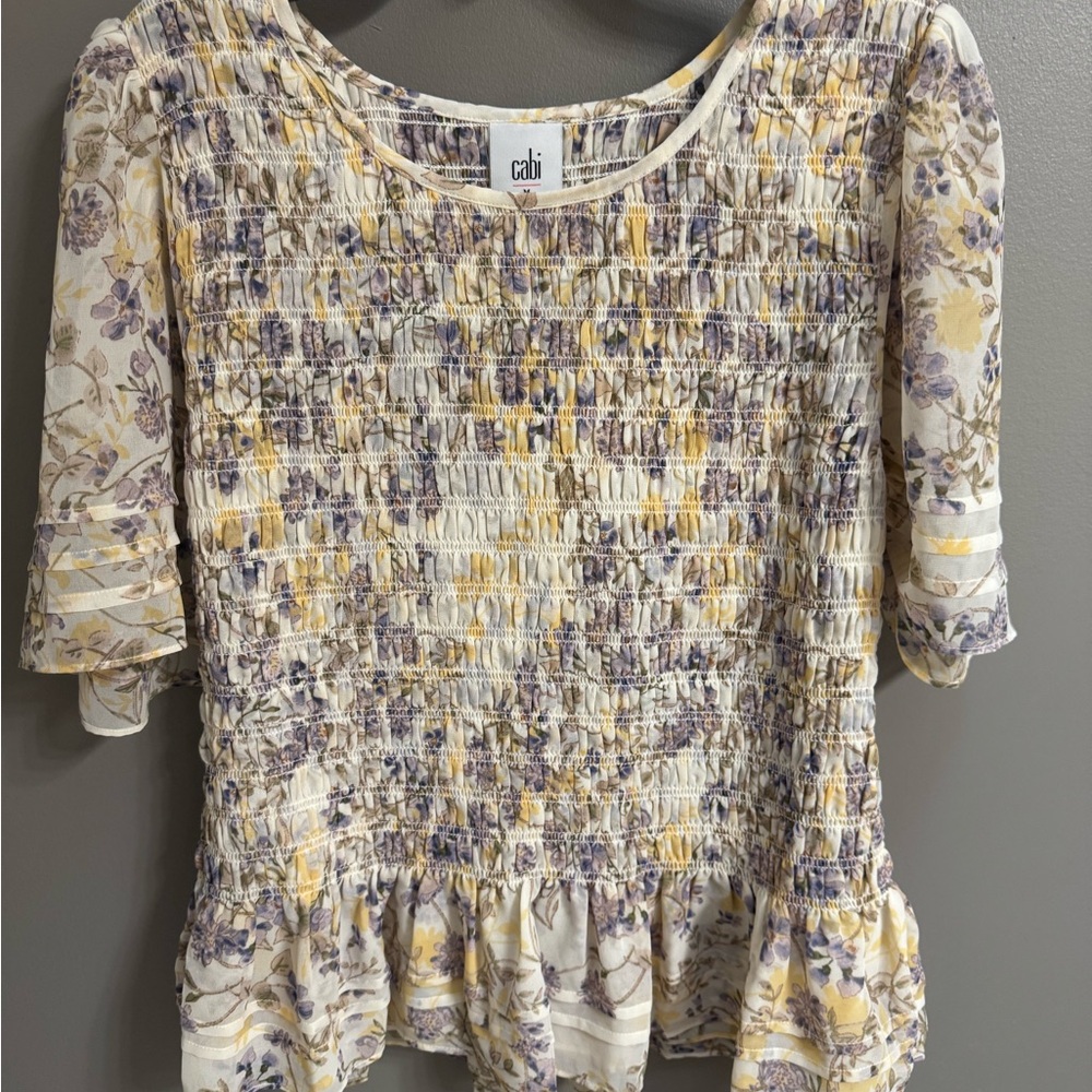 CAbi Cream Blouse Elegant Tailored Top - Picture 4 of 7